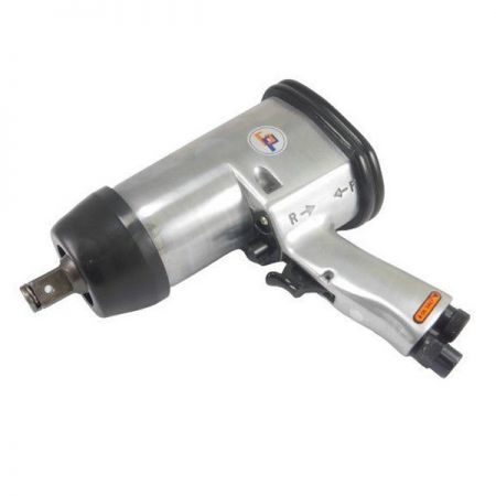 3/4" Heavy Duty Air Impact Wrench (700 ft.lb)